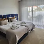 Silver Coast Villa Nadadouro