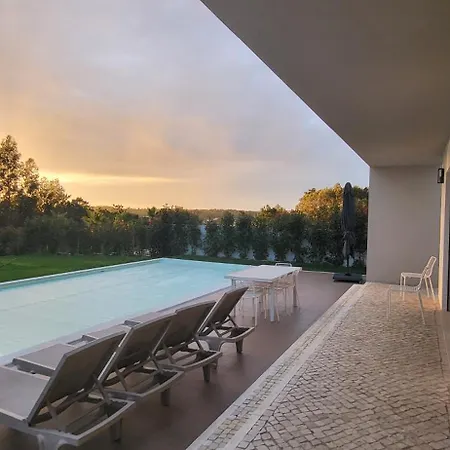 Silver Coast Nadadouro